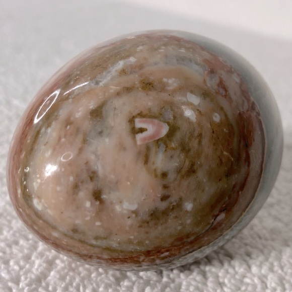 Vintage Brecchiated Jasper Polished Red Jasper Stone Egg Flat Bottom Paper Wght - Picture 9 of 10